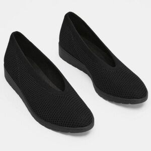 Eileen Fisher Heaven Black Stretch Wedge Slip On Flats Shoes Size 9.5